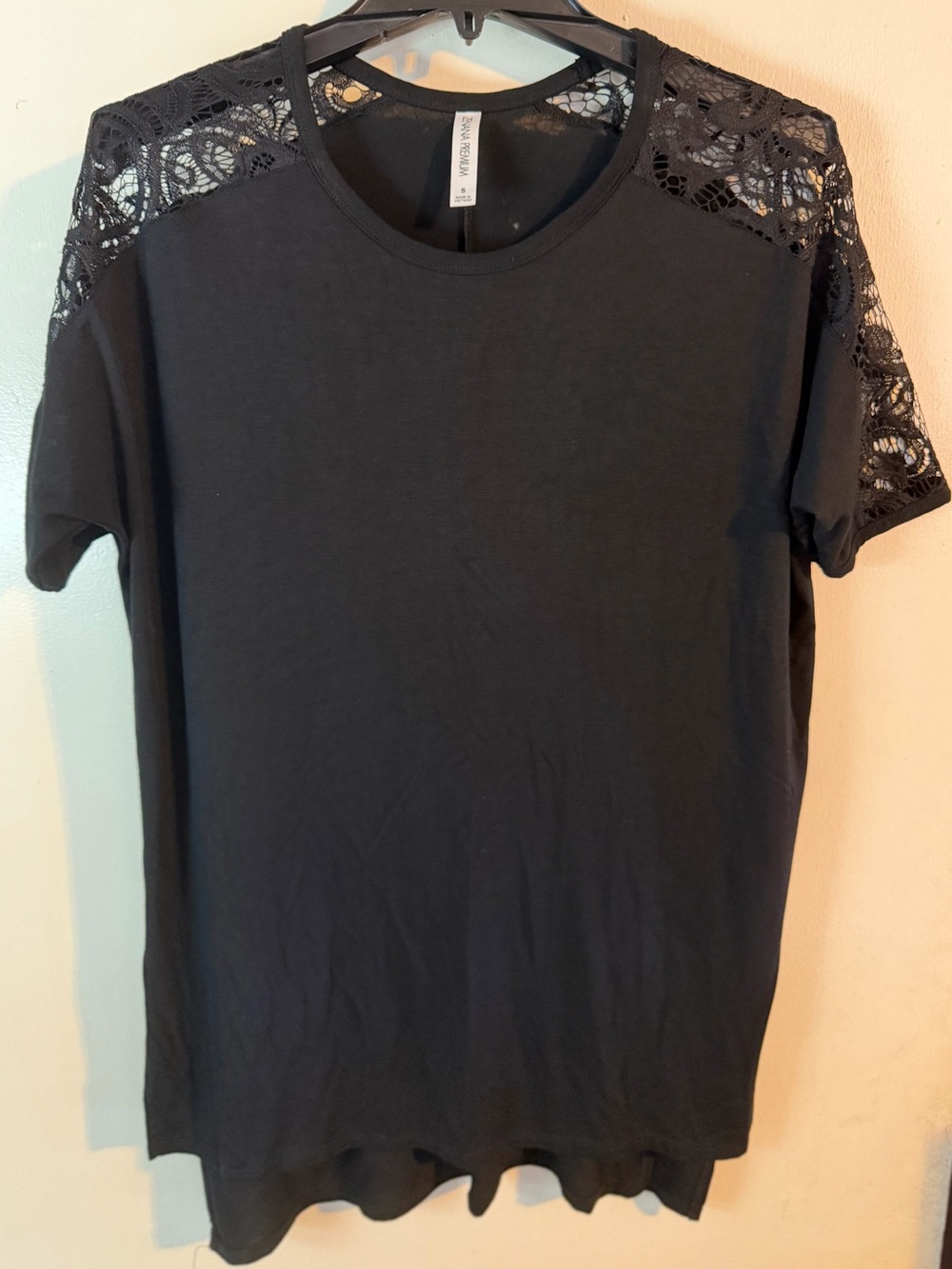 Zenana Outfitters Black Short Sleeve Top with Lace Shoulders